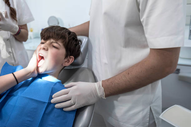 Best Emergency Tooth Extraction in Gladwin, MI